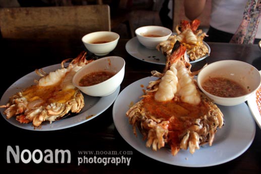 รีวิว ร้านต้นน้ำ ร้านอาหารริมน้ำ กุ้งเผาตัวใหญ่ อาหารอร่อย บางปะอิน อยุธยา